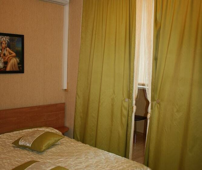 هتل Medvedeff Center