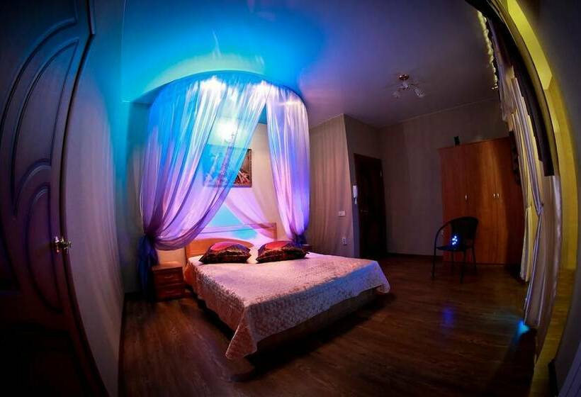 هتل Medvedeff Center