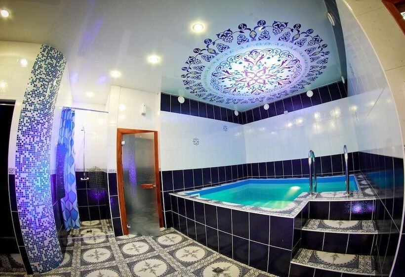 هتل Medvedeff Center