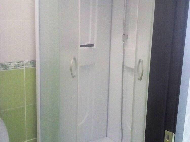 هتل Medvedeff Center