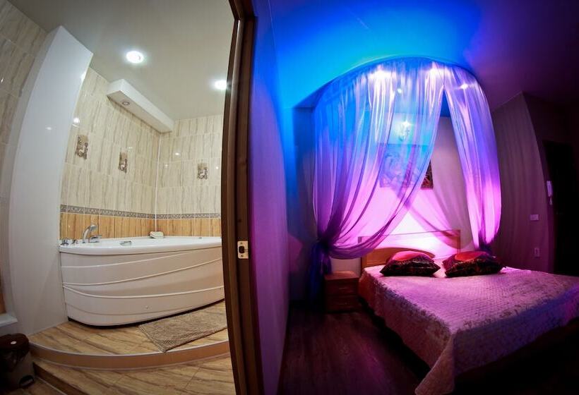 هتل Medvedeff Center