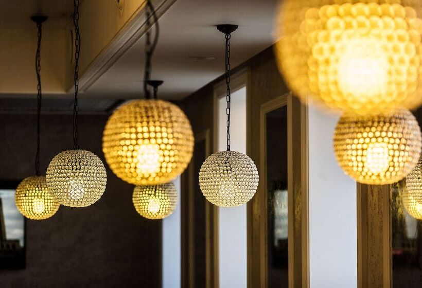 Отель Mikhail Strogov