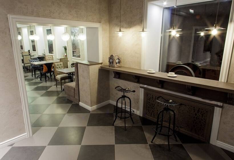 Отель Mikhail Strogov