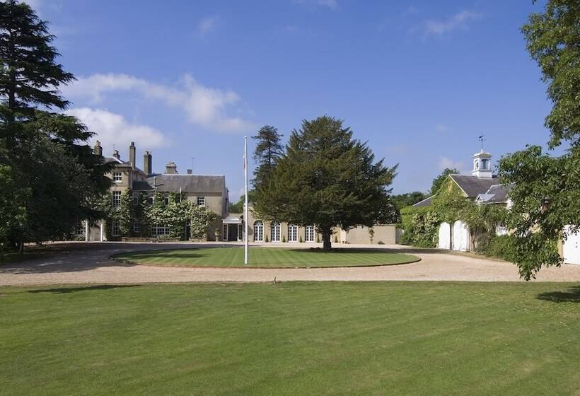 فندق Northbrook Park Mews