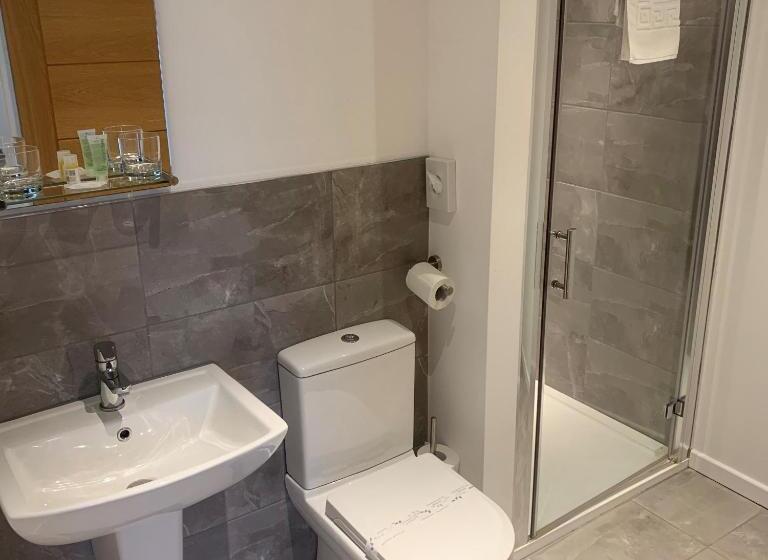 Отель Oakwood Farm Mews Chester