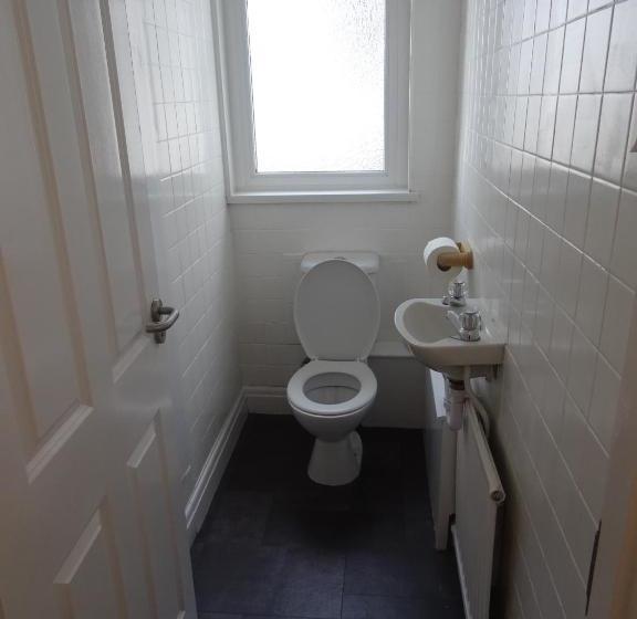 Отель Ocean Breeze