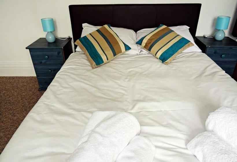 Отель Ocean Breeze