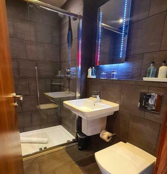 בית מלון כפרי Orocco Pier