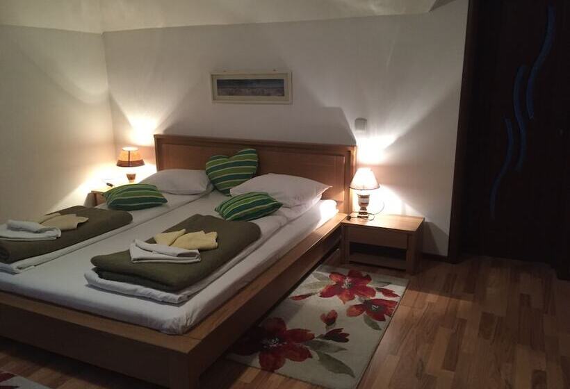 호텔 Pensiunea Buon Gusto Sibiu Motorcyle Friendly,city Center