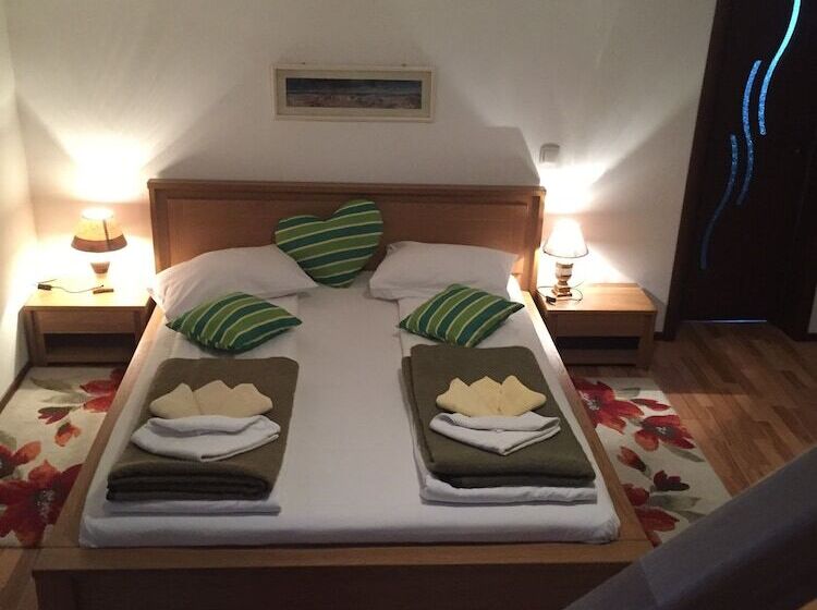 호텔 Pensiunea Buon Gusto Sibiu Motorcyle Friendly,city Center