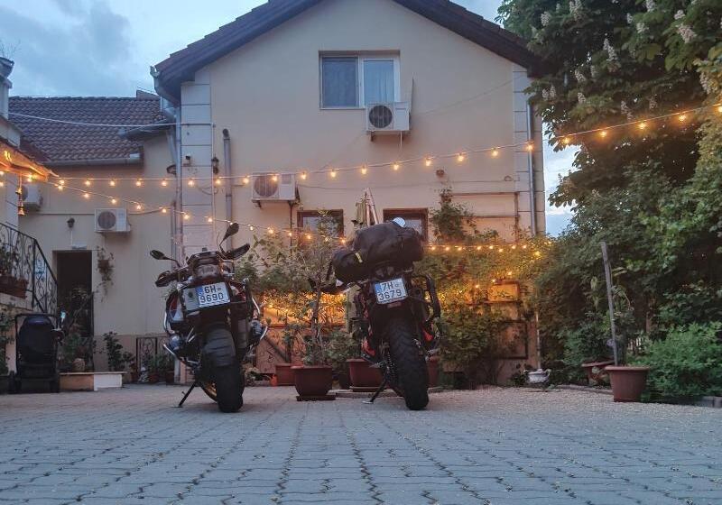 호텔 Pensiunea Buon Gusto Sibiu Motorcyle Friendly,city Center