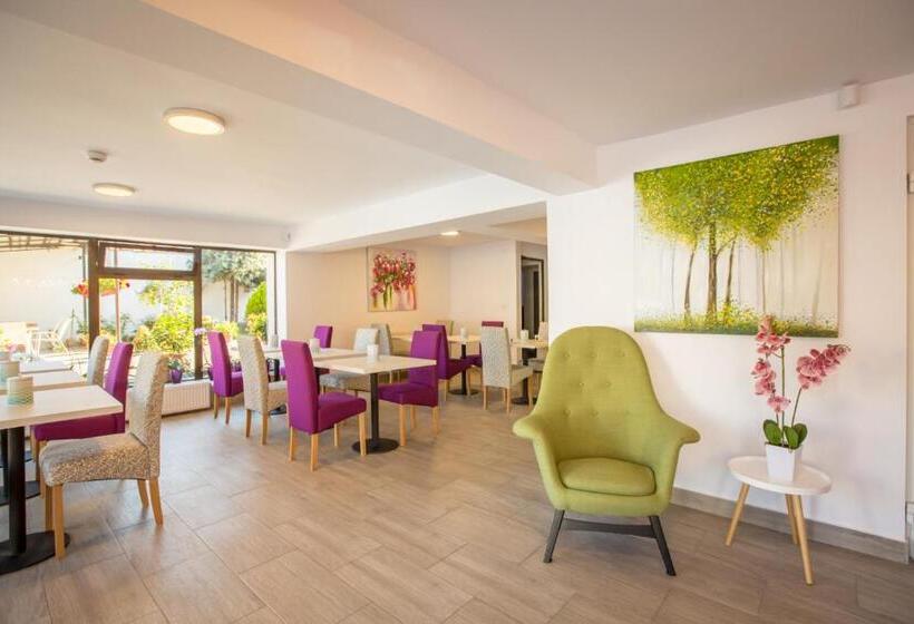 בית מלון כפרי Pensiunea Simar