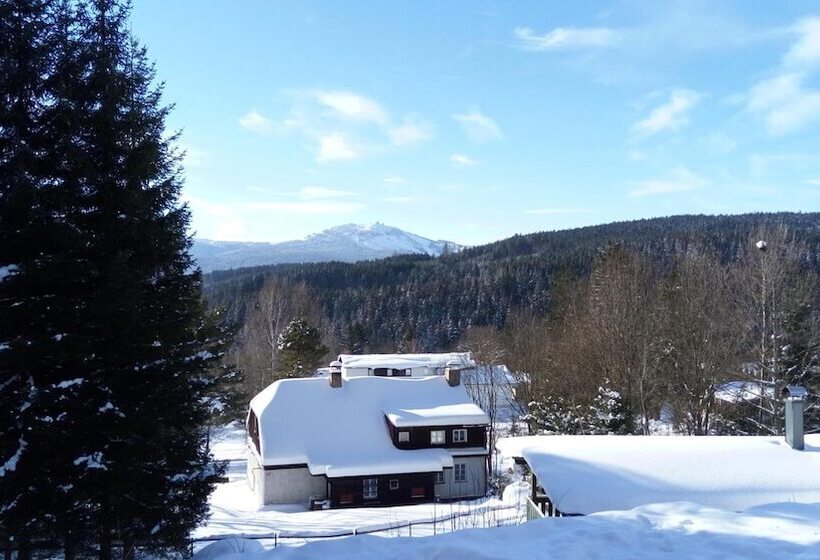 酒店 Penzion Diana