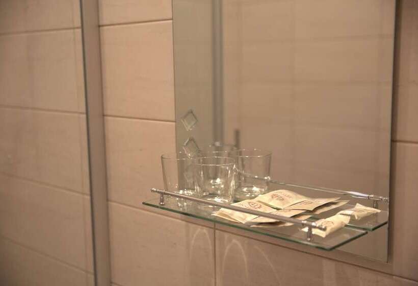 בית מלון כפרי People