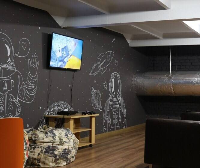 בית מלון כפרי People