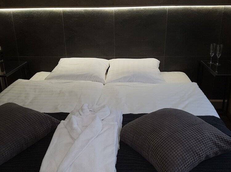 Отель People Red Square