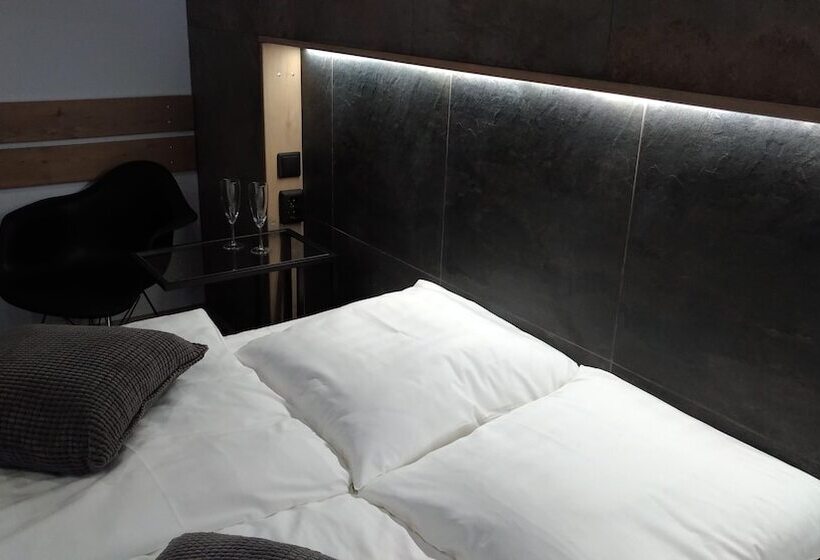 Отель People Red Square