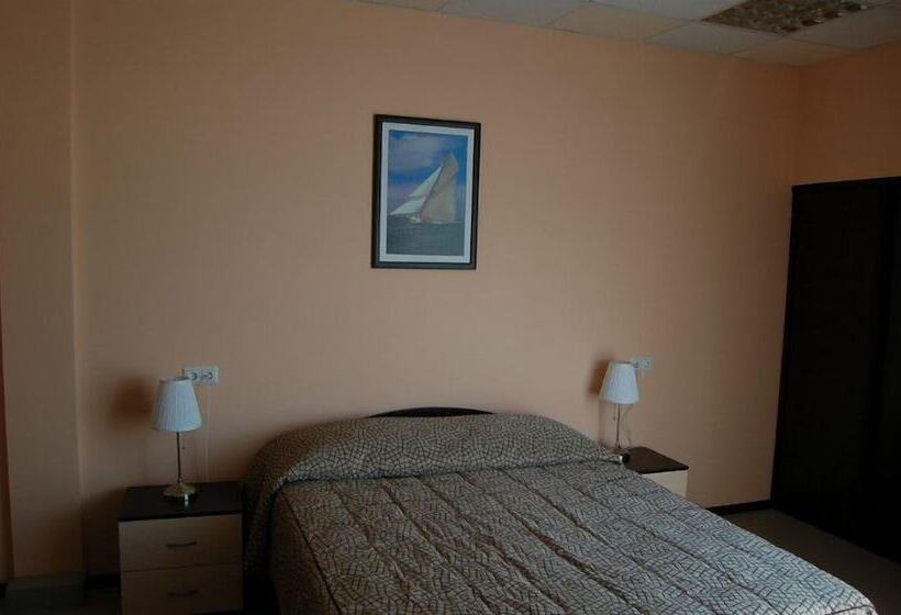 ホテル Perekrestok