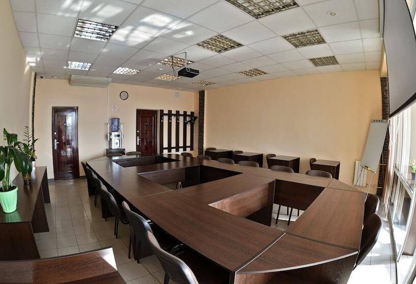 ホテル Perekrestok