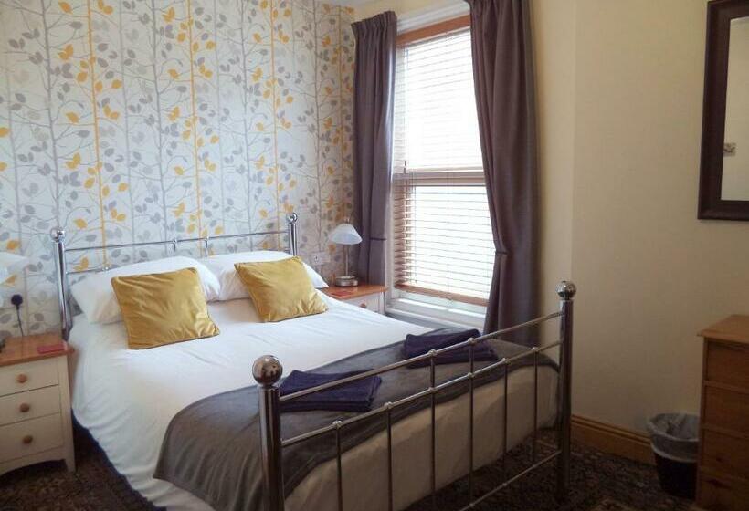 בית מלון כפרי Phoenix Guest House