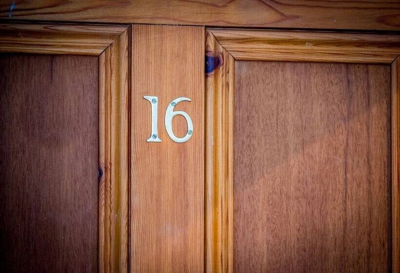 בית מלון כפרי Plas Llwyd Guest House