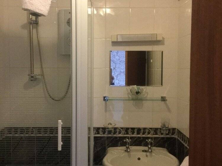 בית מלון כפרי Plas Llwyd Guest House