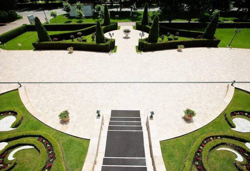 فندق Pontos Plaza