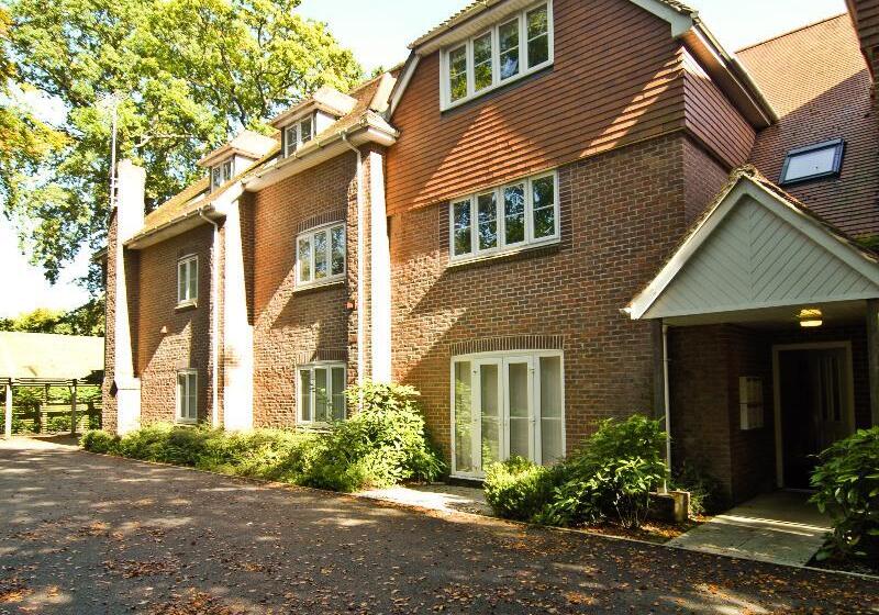 فندق Room & Roof