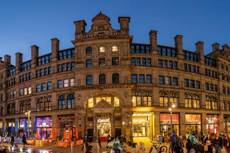 호텔 Roomzzz Manchester Victoria