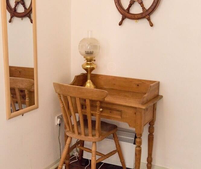 בית מלון כפרי Route 2 Topsham