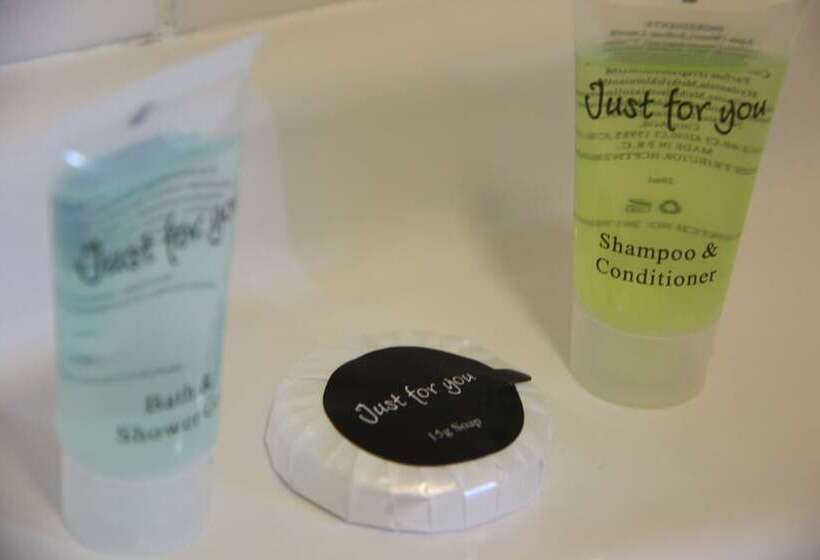 בית מלון כפרי Rufford Court