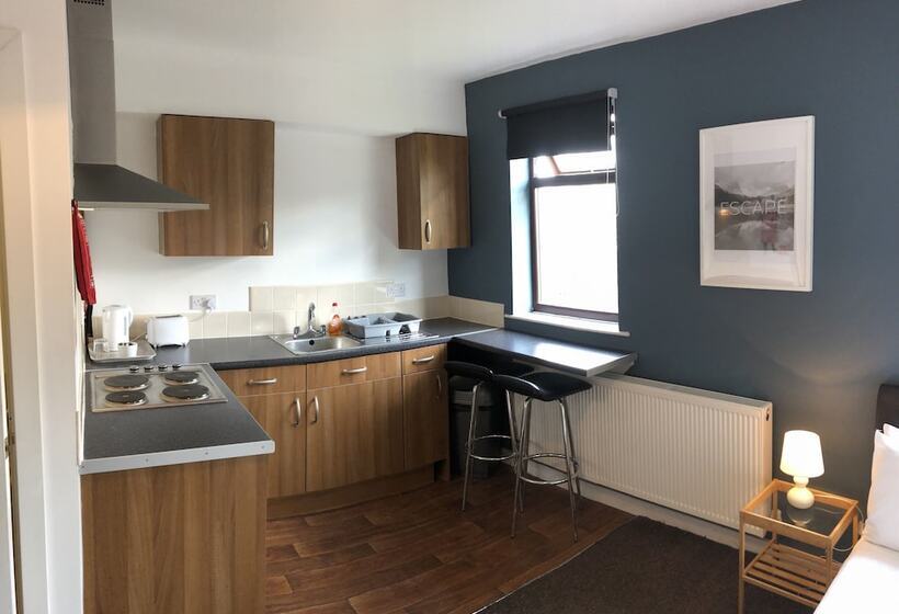 בית מלון כפרי Rufford Court