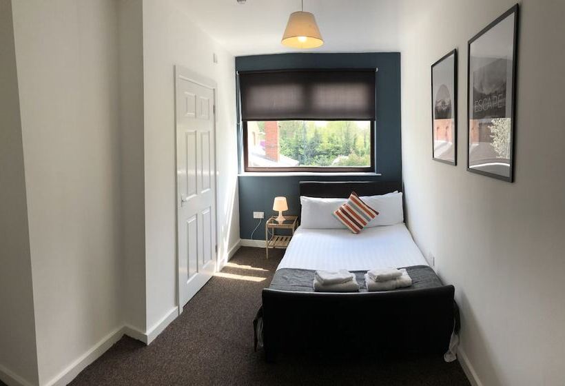 בית מלון כפרי Rufford Court