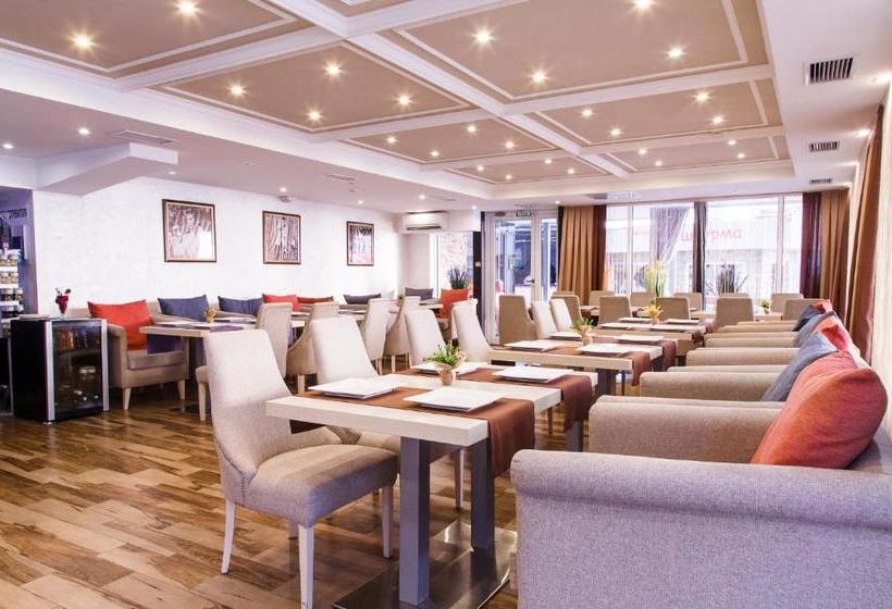 فندق Sochi Beach