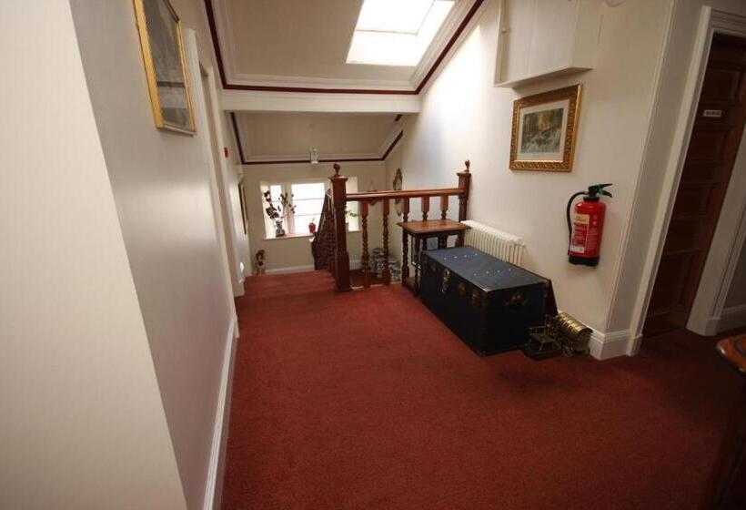 בית מלון כפרי St Olaf Golf