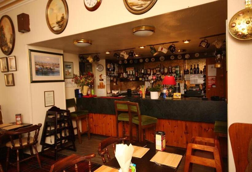 בית מלון כפרי St Olaf Golf