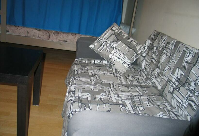 בית מלון כפרי Stop House   Hostel