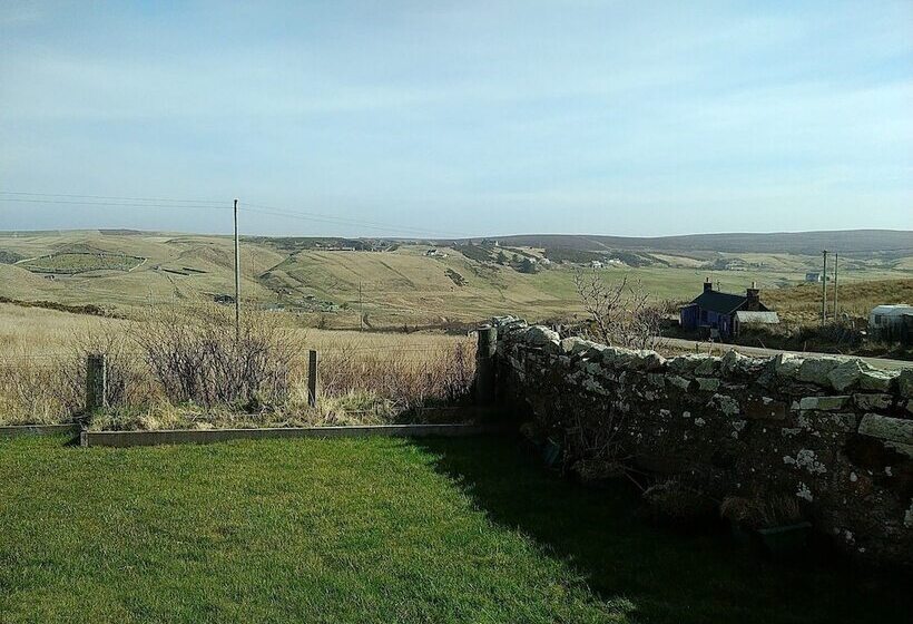 Отель Strathy Inn