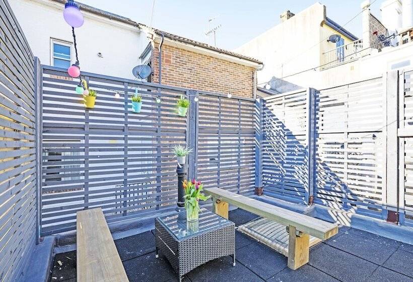 호텔 Sunny Cottage | By My Getaways | Free Parking