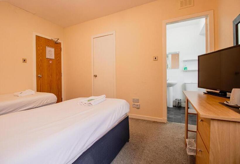 The Ben Mhor Hotel, Bar & Restaurant