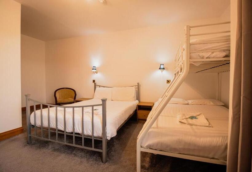 The Ben Mhor Hotel, Bar & Restaurant