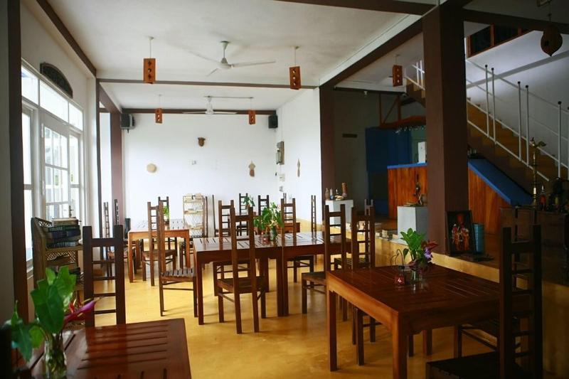 Отель The Change