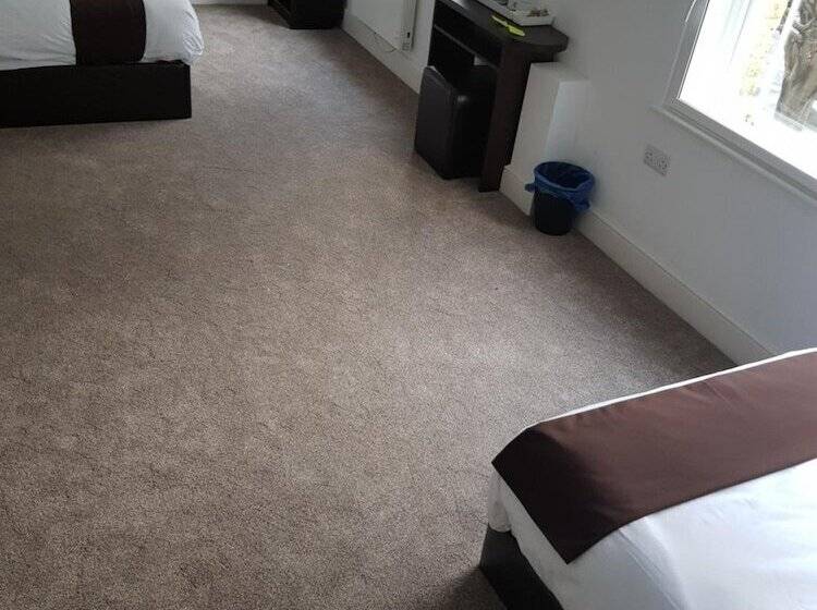 فندق The Charles