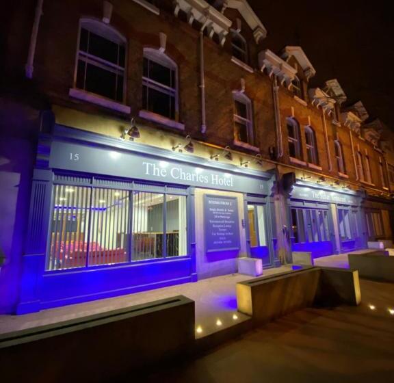 فندق The Charles