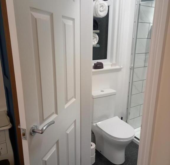 בית מלון כפרי The Gatsby Blackpool Formerly The Windsor