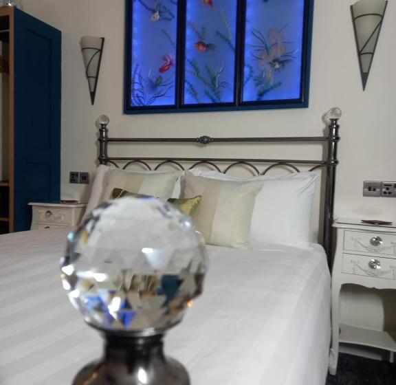 בית מלון כפרי The Gatsby Blackpool Formerly The Windsor