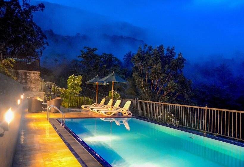 호텔 The Grand Hills