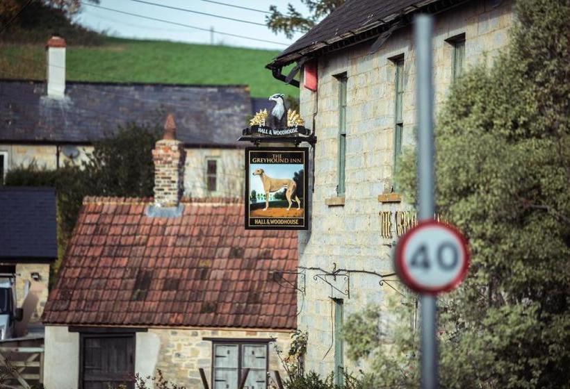 Отель The Greyhound Inn