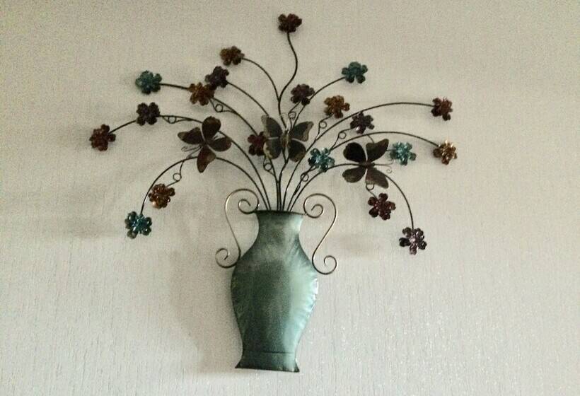 Отель The Hermitage Bed & Breakfast Montrose