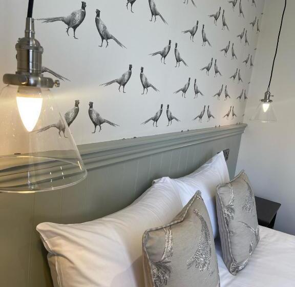 فندق The Horseshoe And Castle